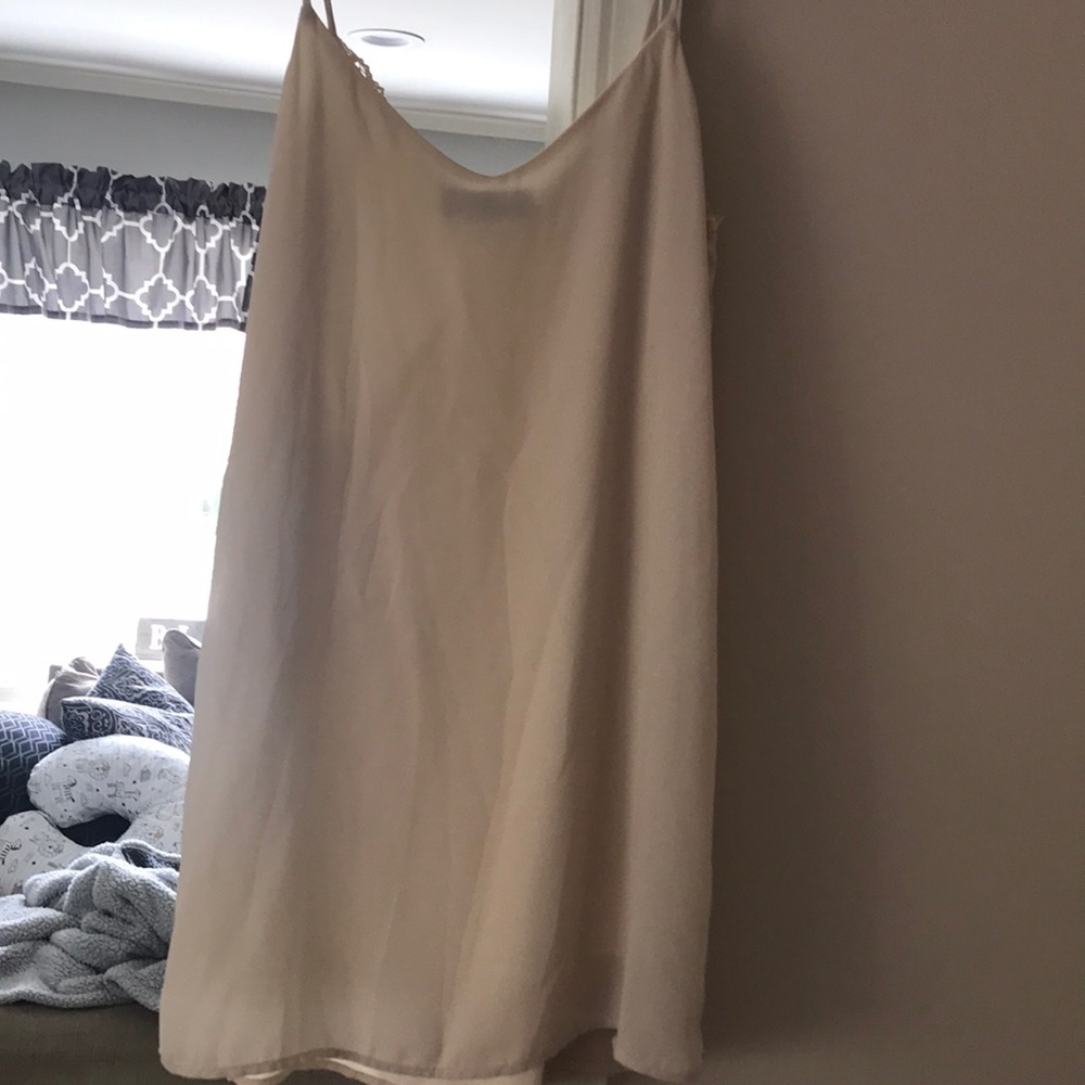 Cream wrap dress - Picture 2 of 3
